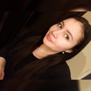 Meet your Posher, Vicky